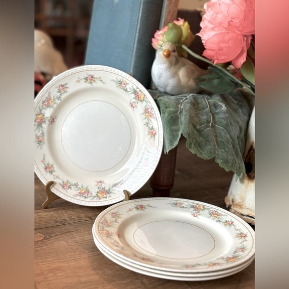 4 Homer Laughlin Eggshell Georgian Floral China Salad Plates EUC/8” 1940’s - Picture 1 of 15